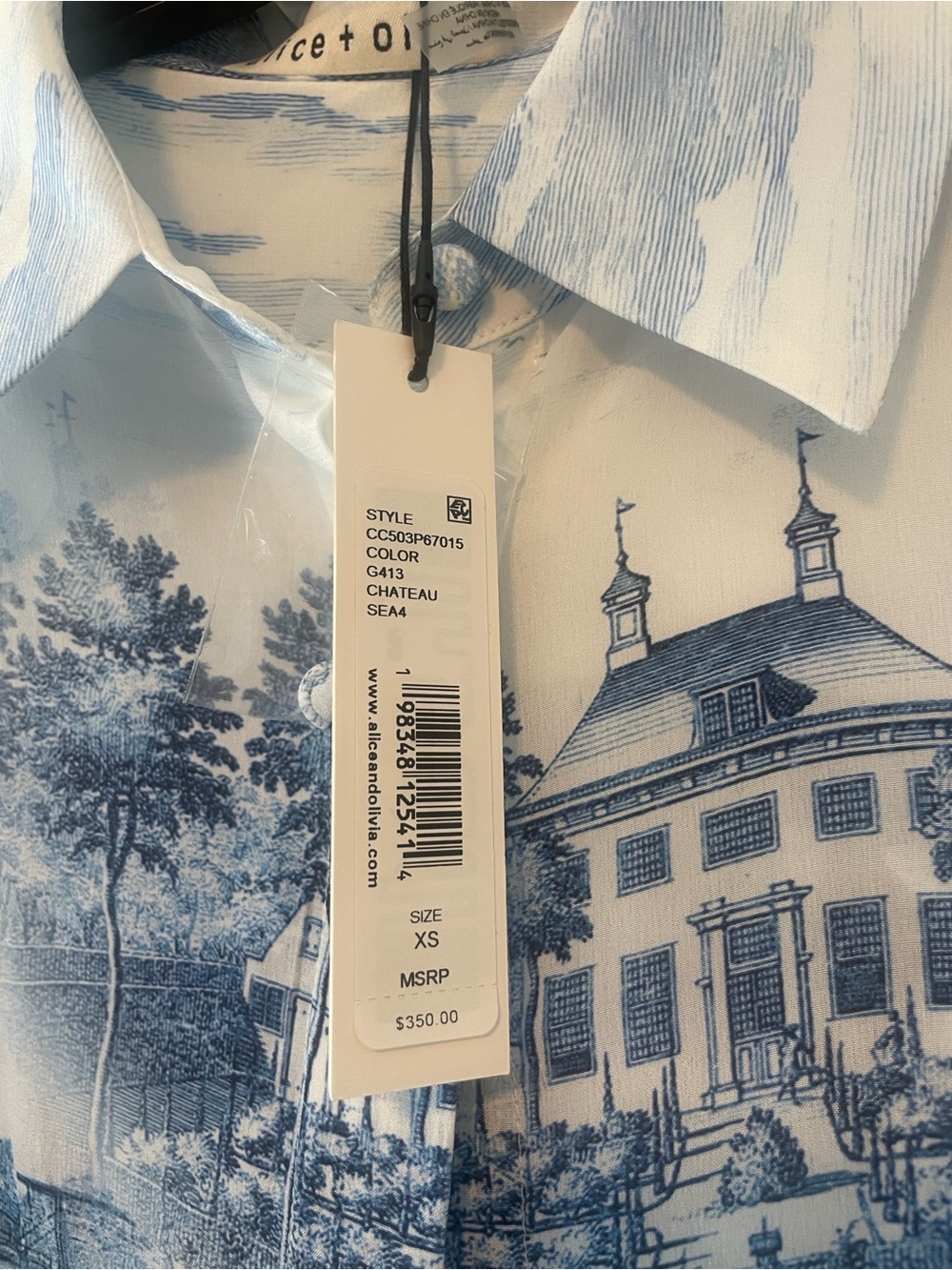 Alice + Olivia Blue and White Scenic Print Button-Up Shirt Only - Picture 3 of 3